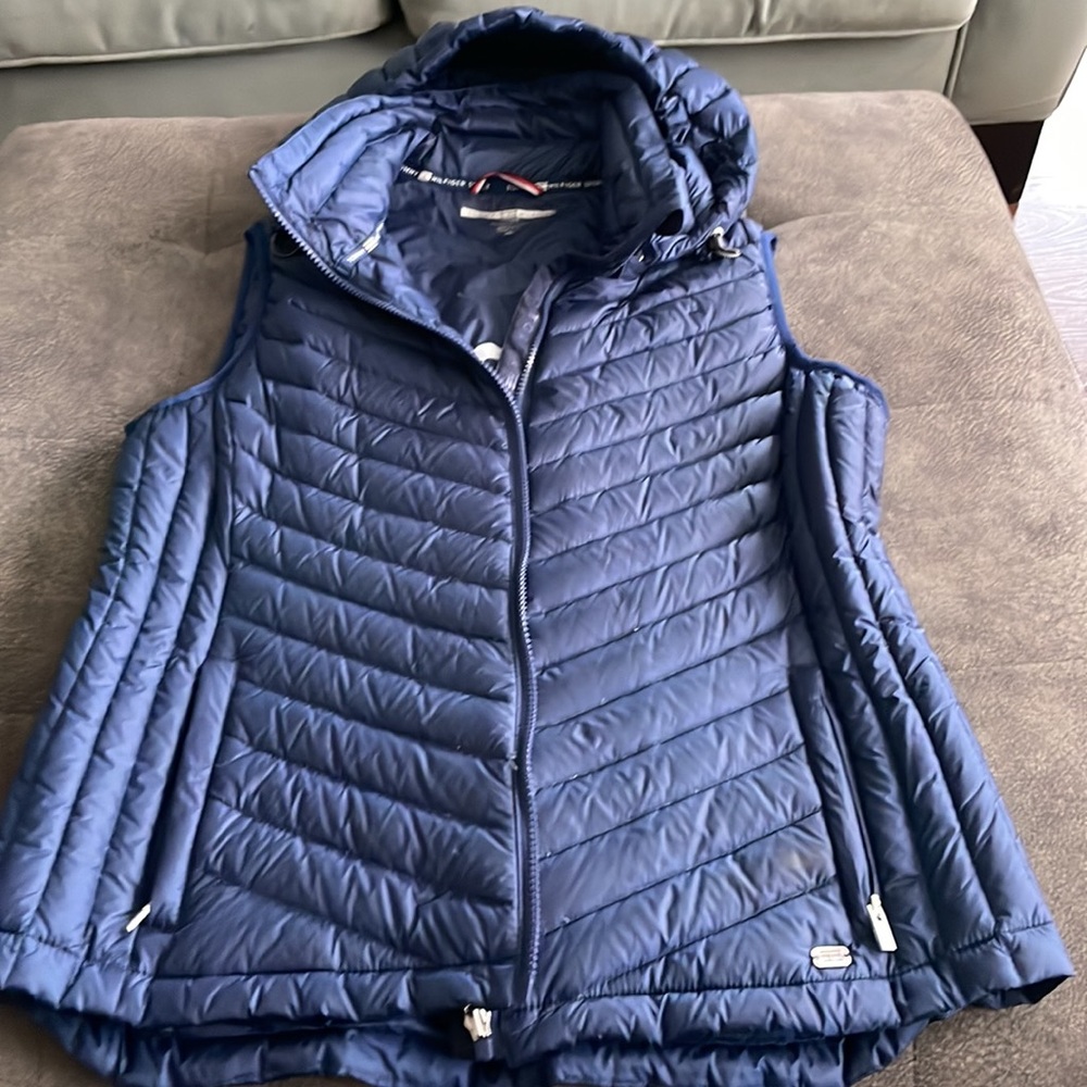 vest - Picture 2 of 3